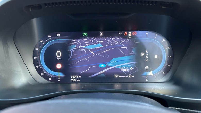 Volvo XC40 2.0 B4P Ultra Dark 5dr Auto Petrol Estate